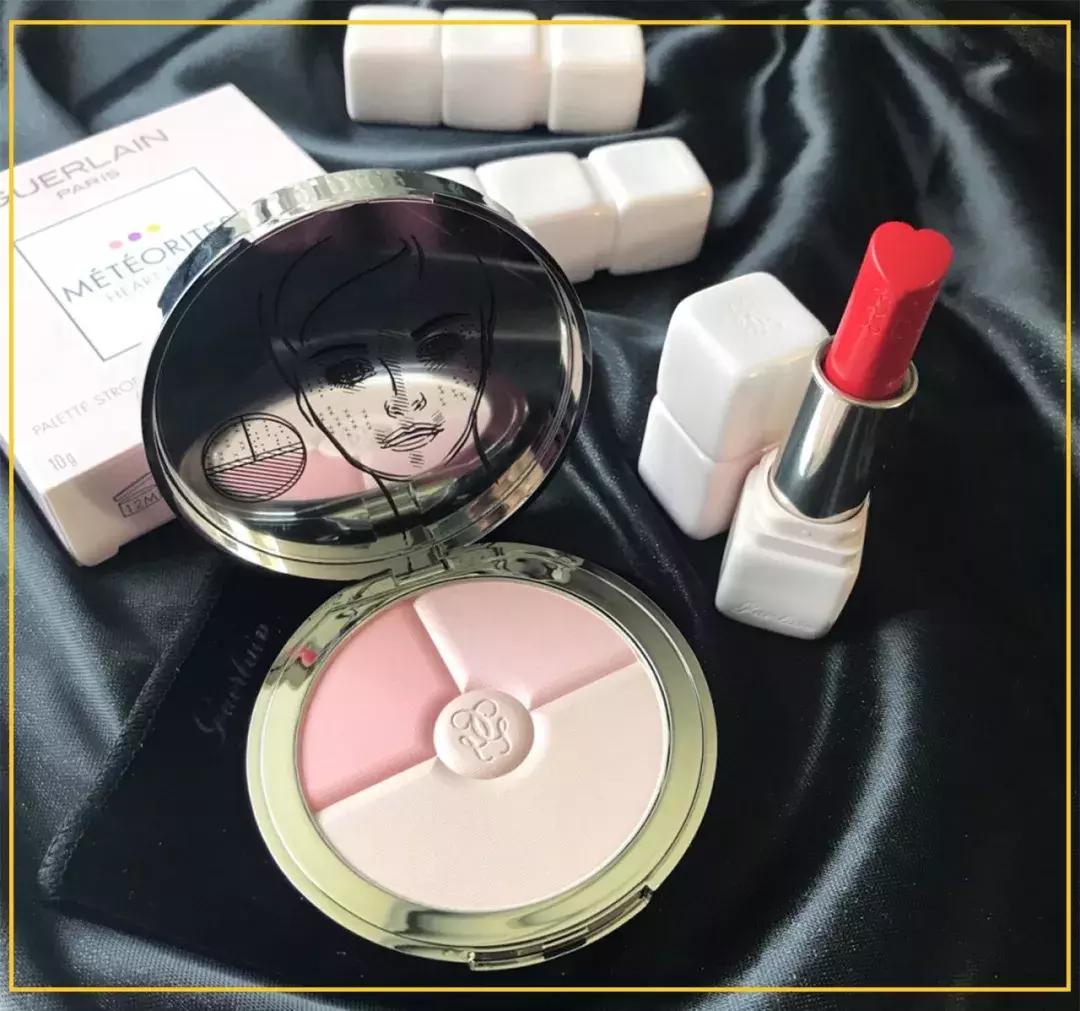 日本小姐姐化妆表情包,日本小姐姐化妆包收纳