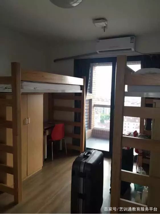 文科大学宿舍条件排名,全国学院宿舍条件排名