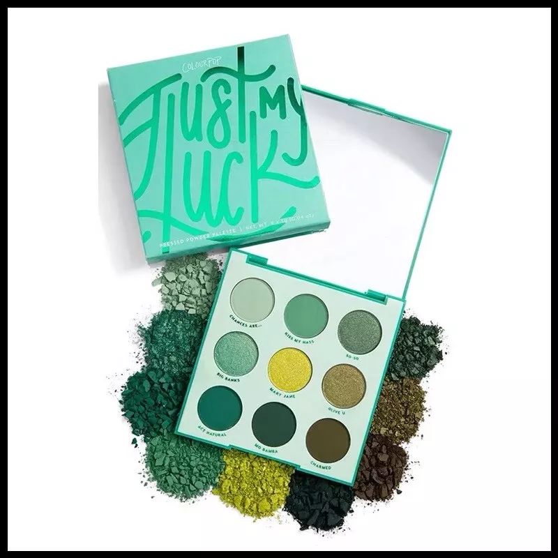 最流行显白的微潮色低调,显白又适合素颜的潮色