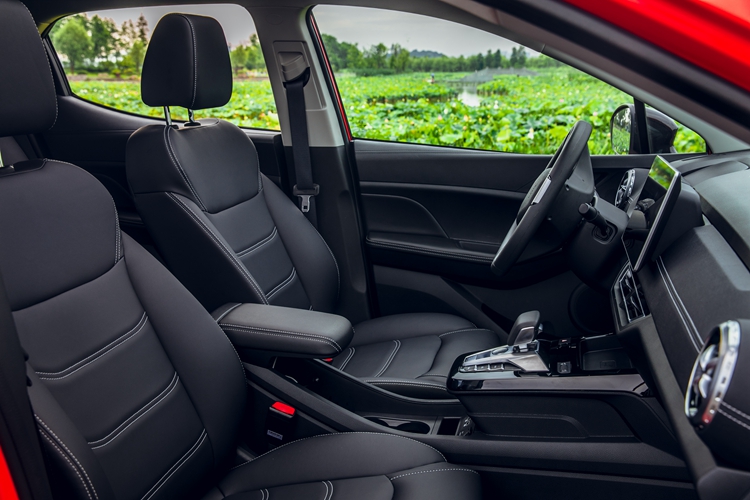 试驾比亚迪元EV535，邦老师用这几点告诉你值不值得买