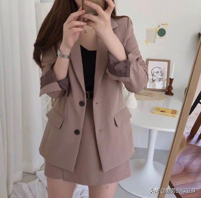 早秋气质复古穿搭一整套秋装,早秋气质秋装白色内搭