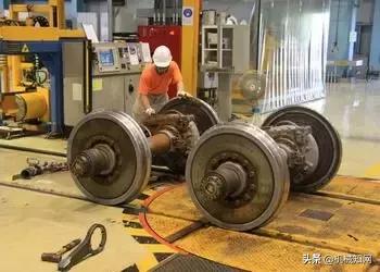 高铁速度这么快的原理,高铁速度比较