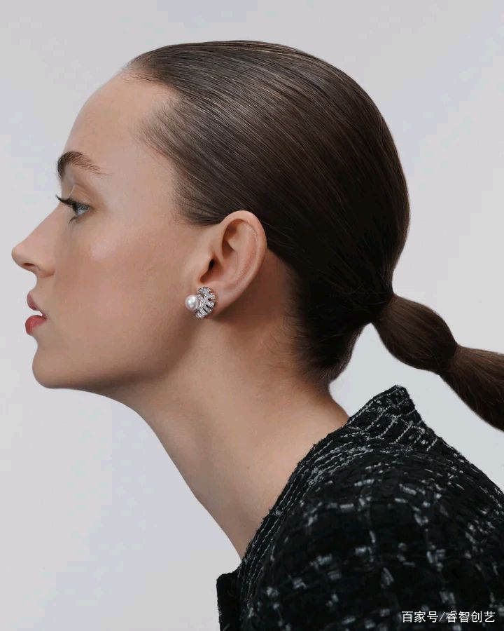 香奈儿耳环怎么戴好看,chanel香奈儿耳环开箱