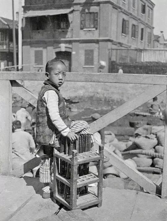 100年南京大桥绘画,南京红色100年