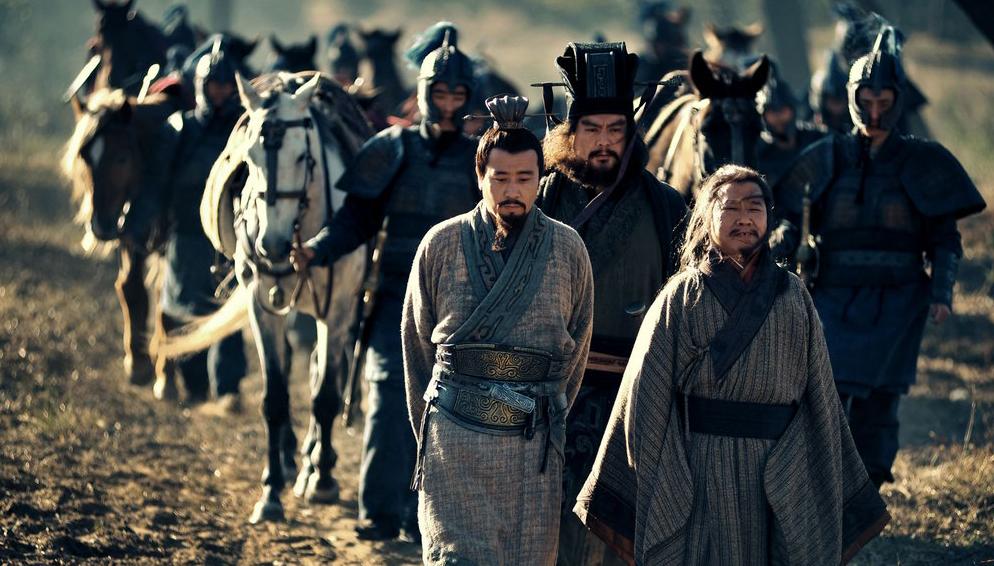 刘备为何支援陶谦,刘备帮助陶谦