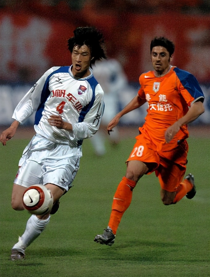 沈祥福为什么被停赛,沈祥福被红牌