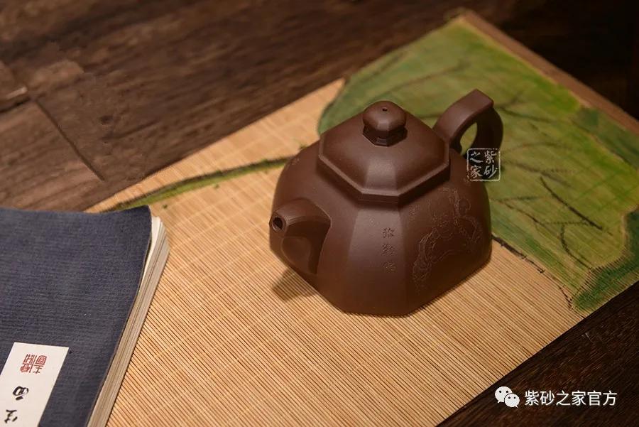 紫砂壶价格走势最新消息表,今年紫砂壶价格趋势