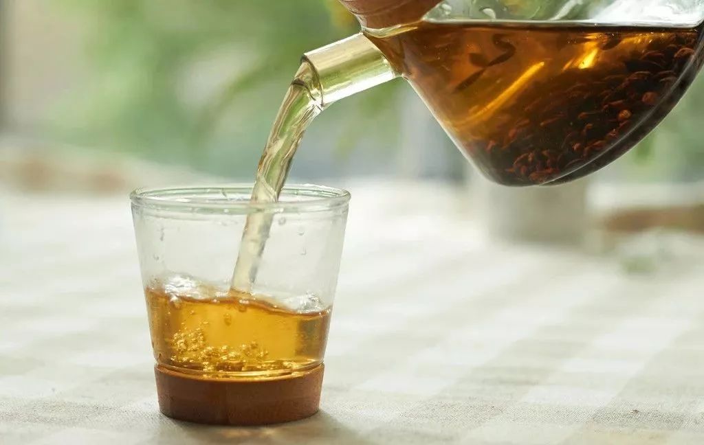 看到家里的这样东西，下身浮肿自然消