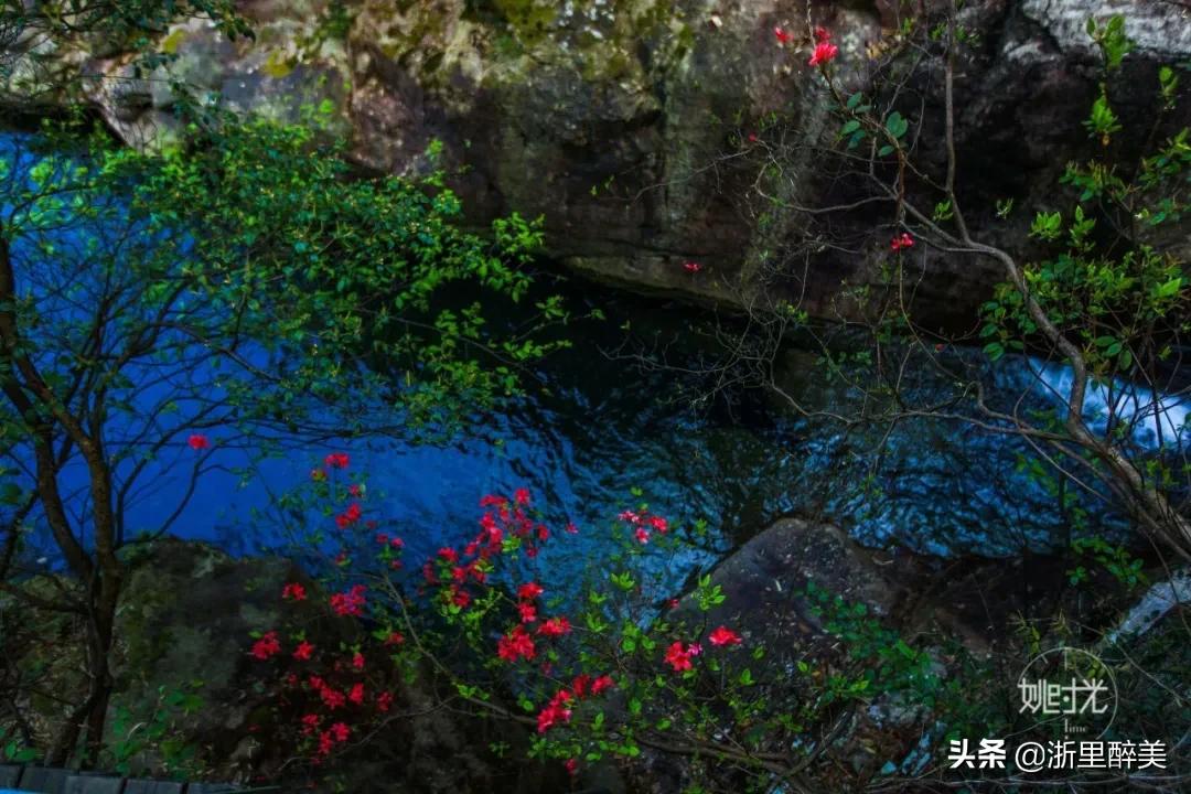 隐藏在深山中的千年古村视频,深山中隐藏着700年的浙江古村
