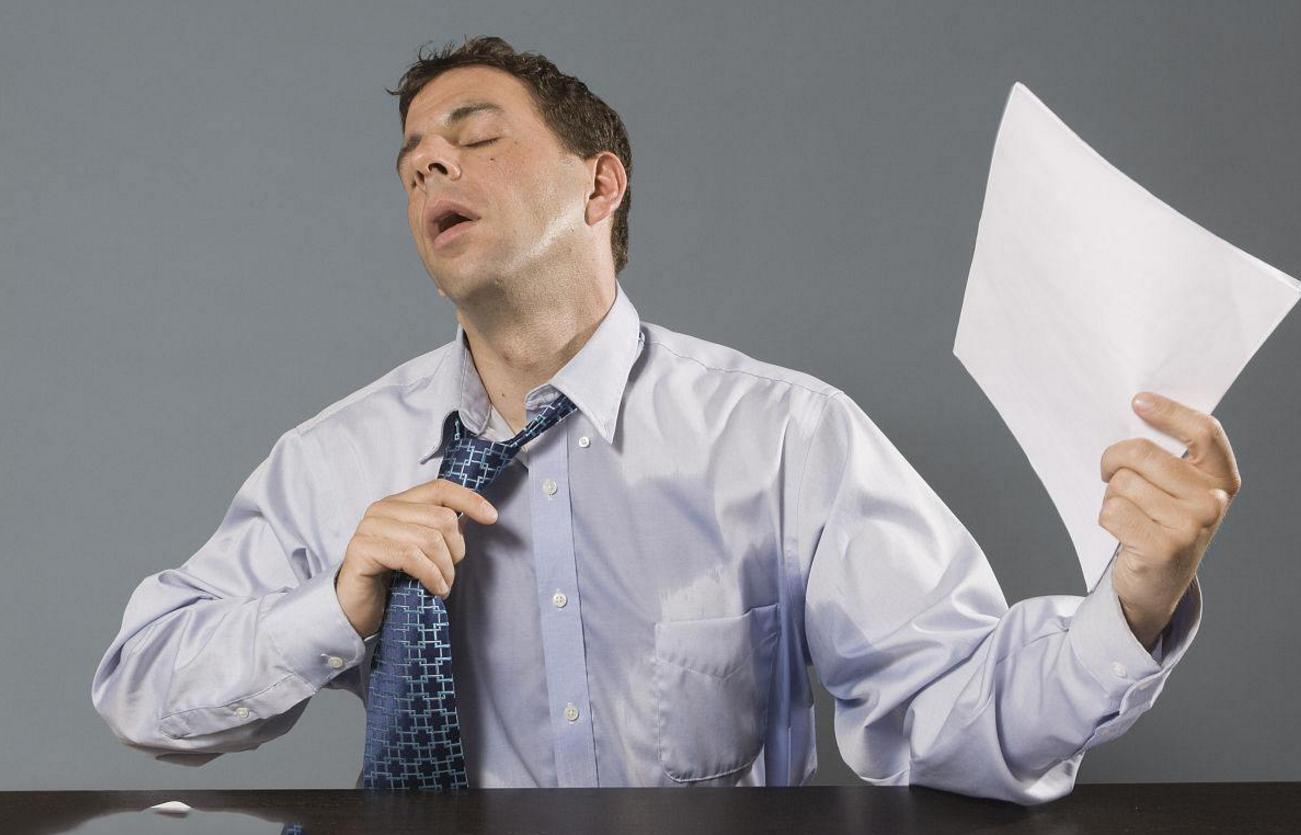 女生手上青筋凸起正常吗,手上青筋凸起肾气不足吃什么药