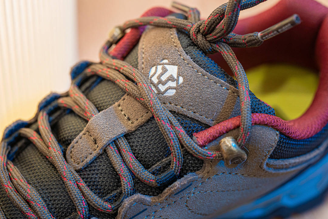 公认脚感最好的10双登山徒步鞋,久走不累脚的徒步鞋测评