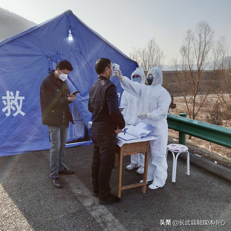 卫健局防控疫情先进事迹,卫健局疫情防控典型人物