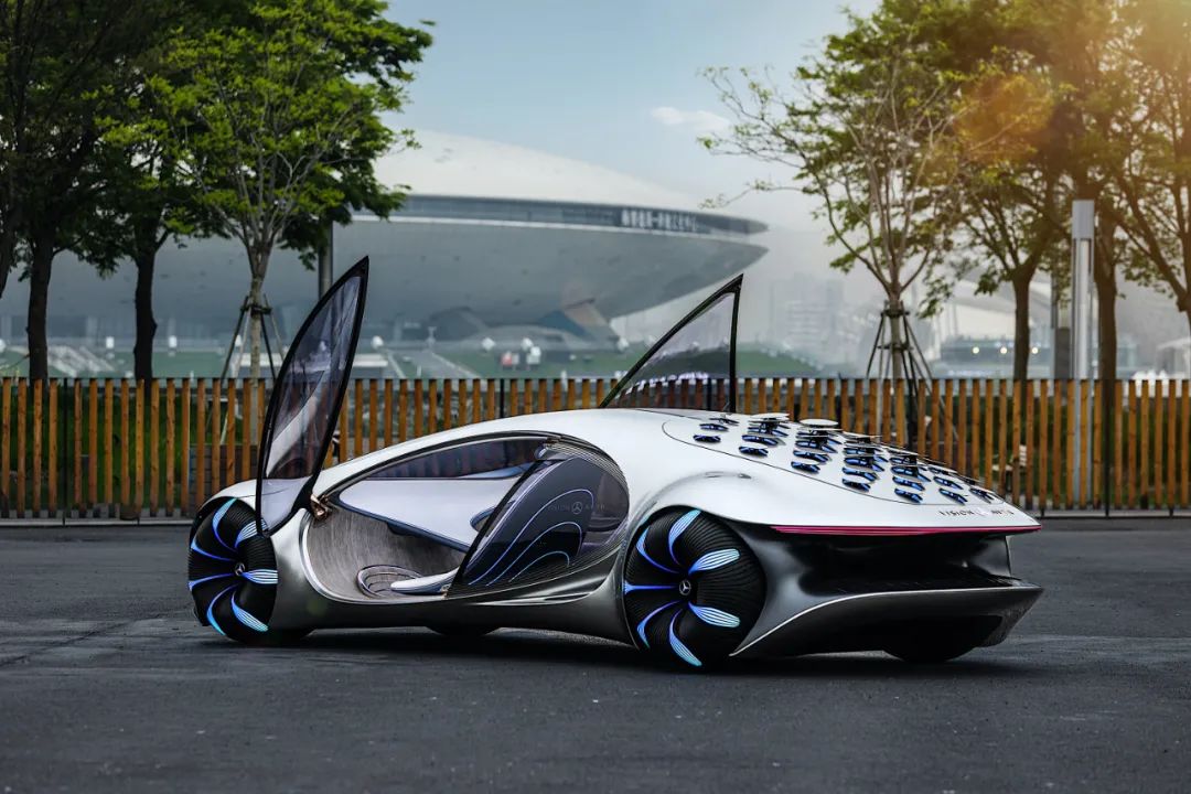 奔驰eqs预定量20000台,上海车展奔驰eqs价格