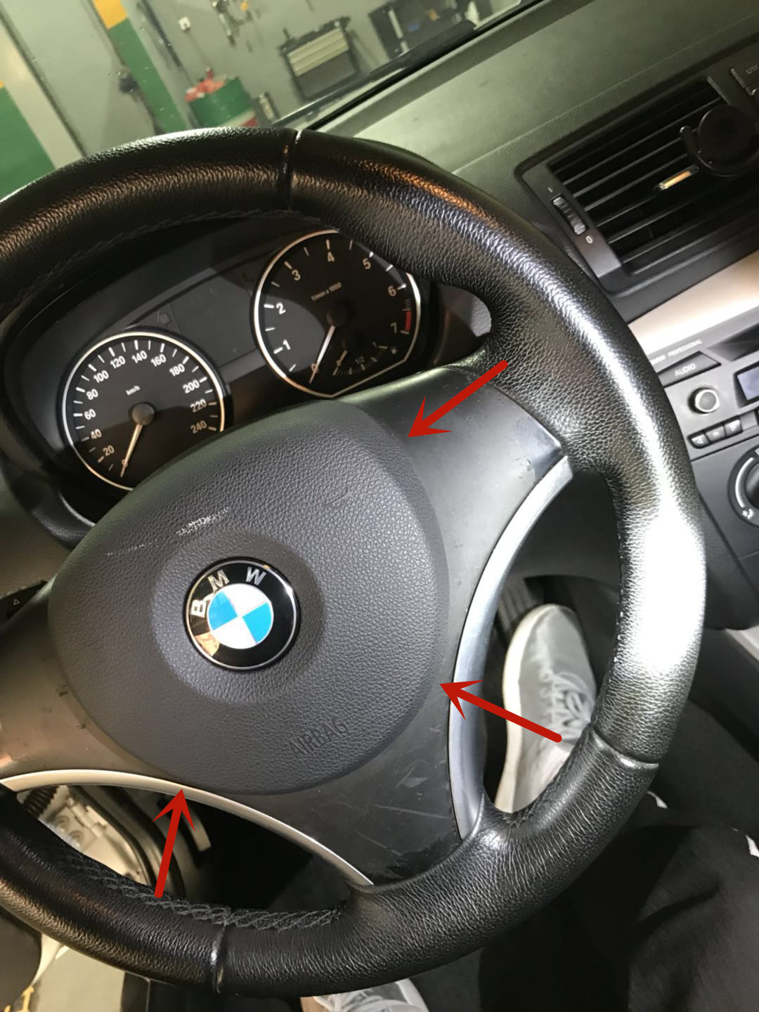 宝马120i最低配值得买吗,宝马120i落地不到15万