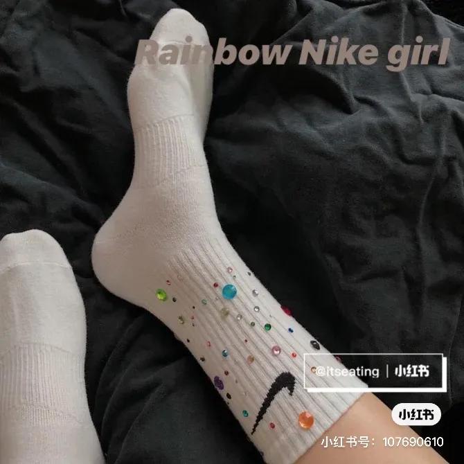 高级透亮的水钻又绚丽又美观,洋气珍珠水钻