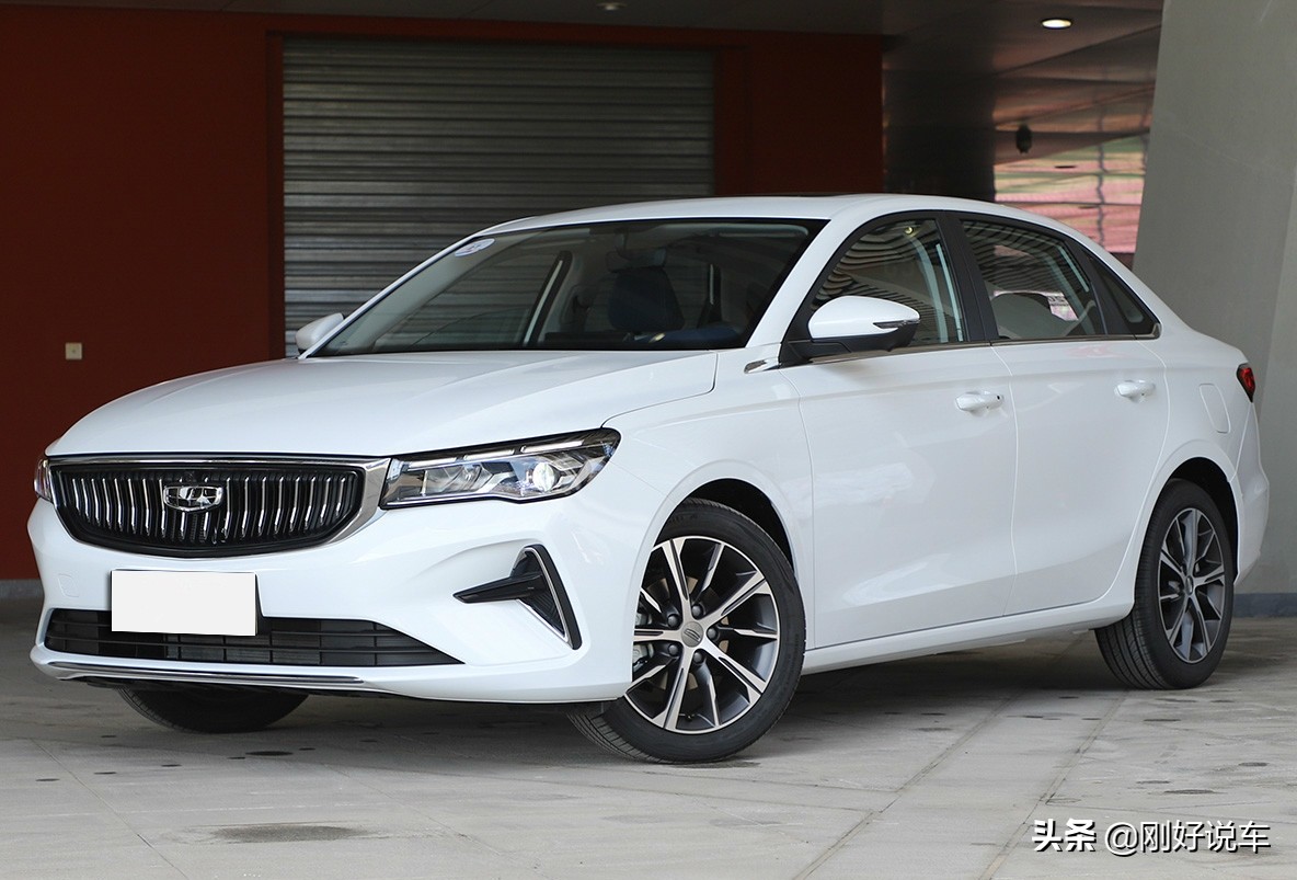 第四代帝豪有哪些优点和缺点,新帝豪第四代尊贵版车如何