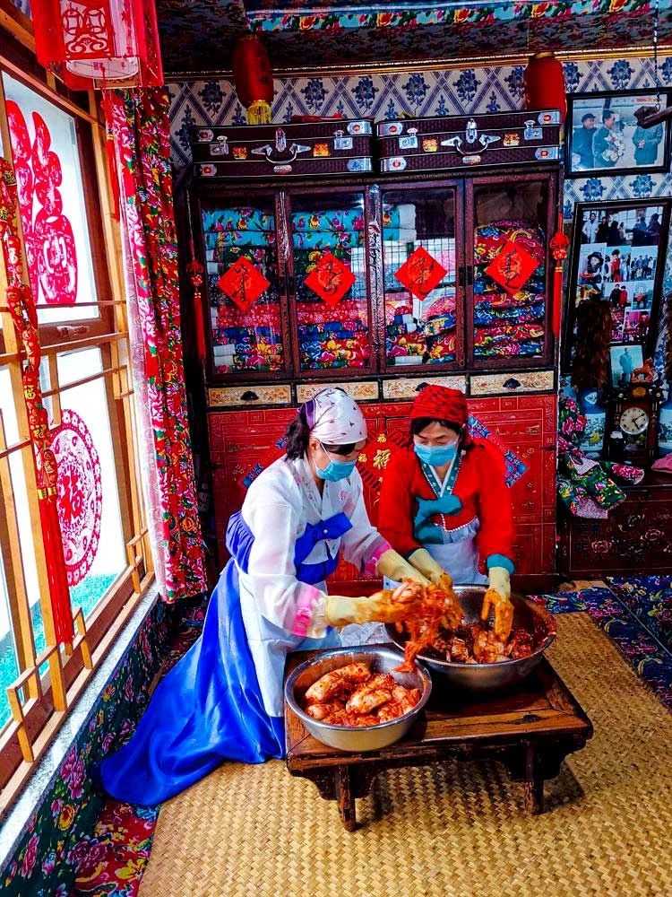 冬季的庭院景观,美丽如画的自然景观让人心旷神怡