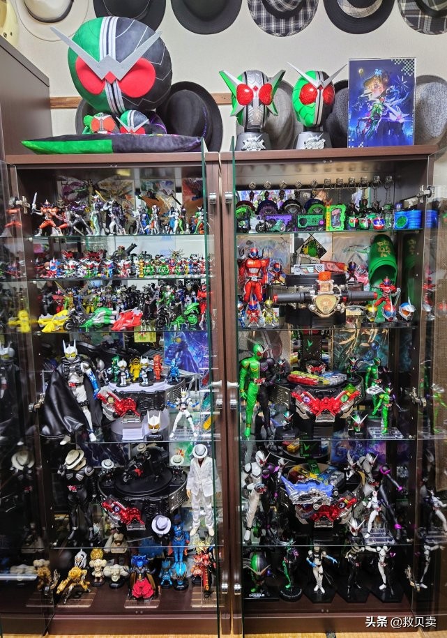 假面骑士逛漫展cosplay,假面骑士手办展示怎么摆