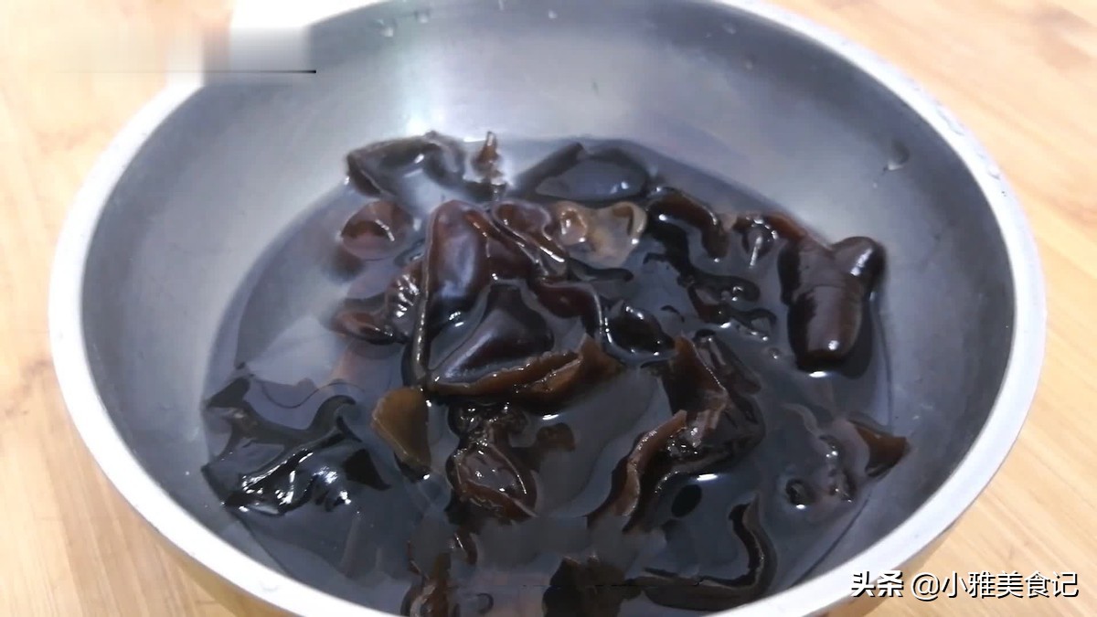 莴笋不炒蛋,2个鸡蛋莴笋的各种吃法大全