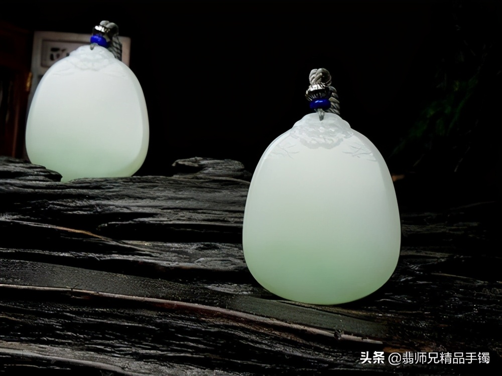 翡翠挂坠裂纹怎么办,如何辨别翡翠挂坠真假最简单方法