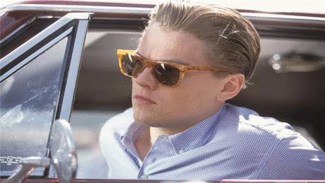 猫鼠游戏假扮007骗美女,猫鼠游戏中主角骗模特