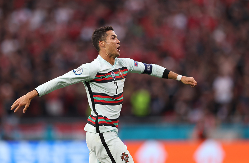 德国欧洲杯2004出局,欧洲杯德国战车出局