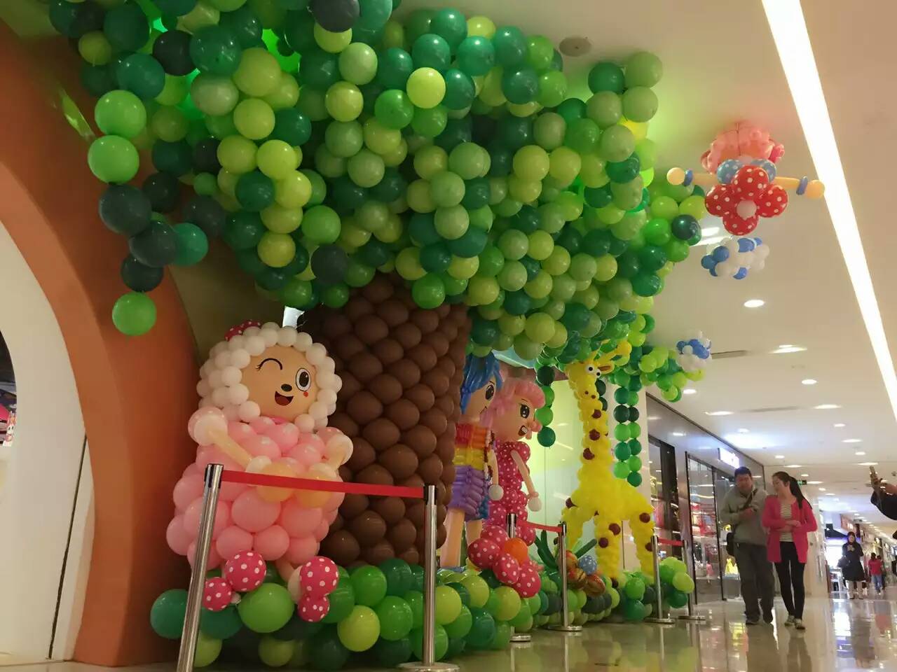 婚礼装饰气球的装法,气球婚礼现场布置效果图