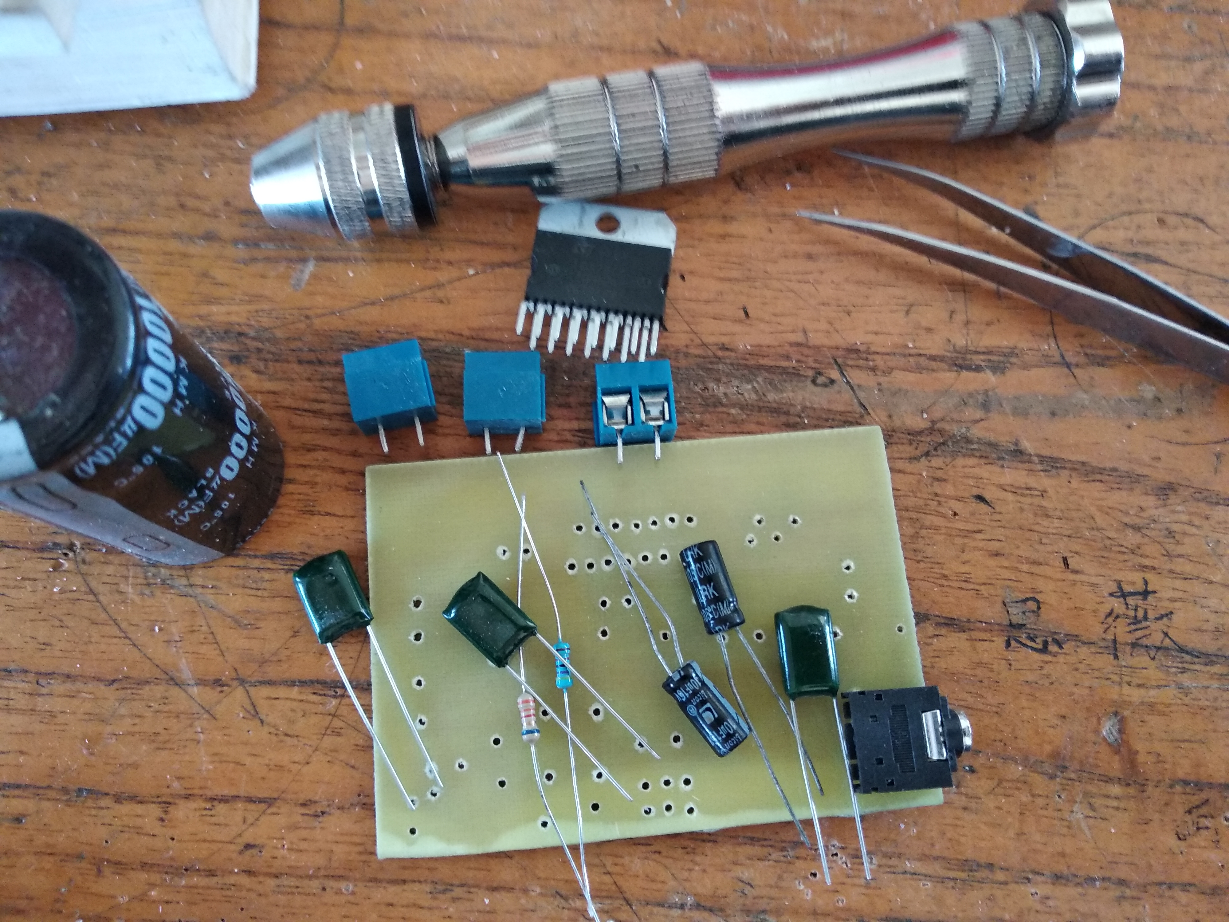 tda7377功放电路图,自制tda7377功放破音