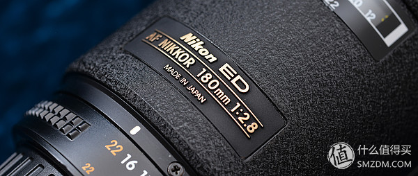 专业摄影师必备的定焦镜头,只选一只人像定焦镜头推荐