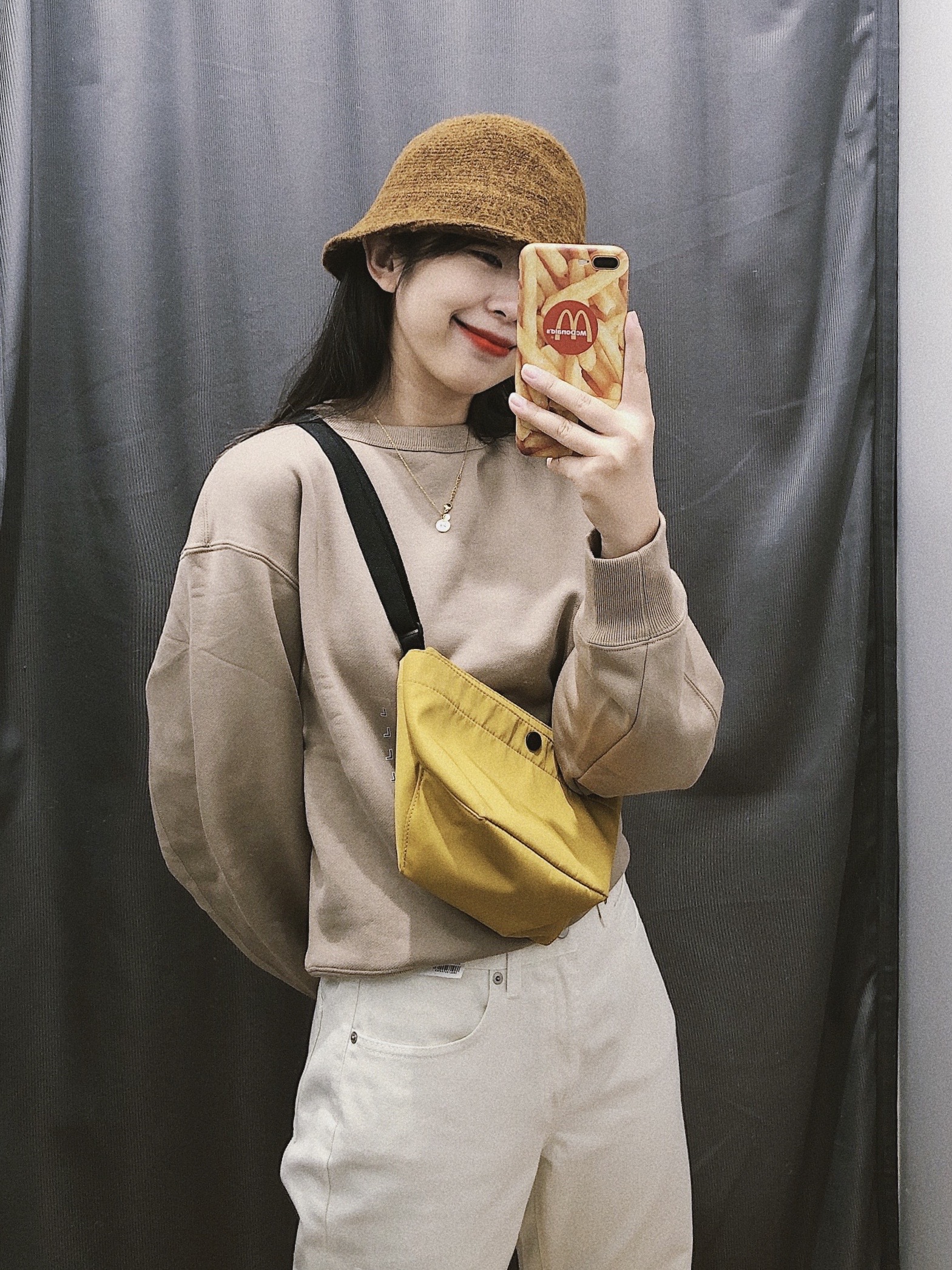 优衣库u系列2022女装哪款值得买,12件优衣库秋冬u系列测评8套搭配