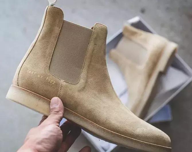 切尔西靴和马丁靴哪个更帅气男士,男人穿切尔西好看吗