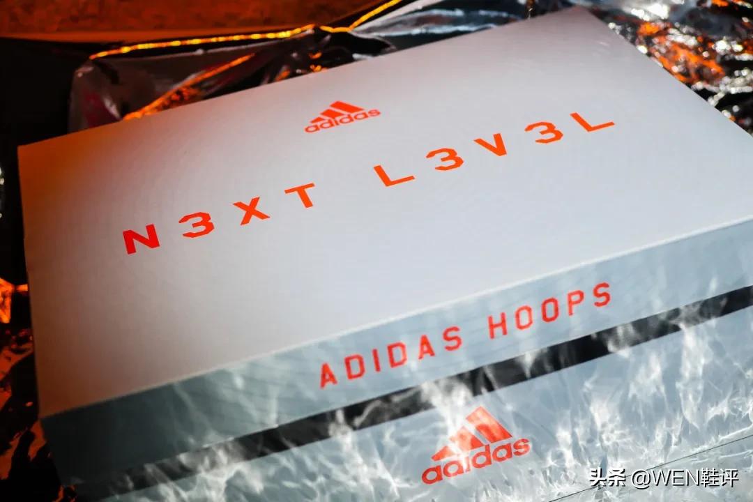 阿迪顶尖足球鞋,阿迪顶尖跑鞋