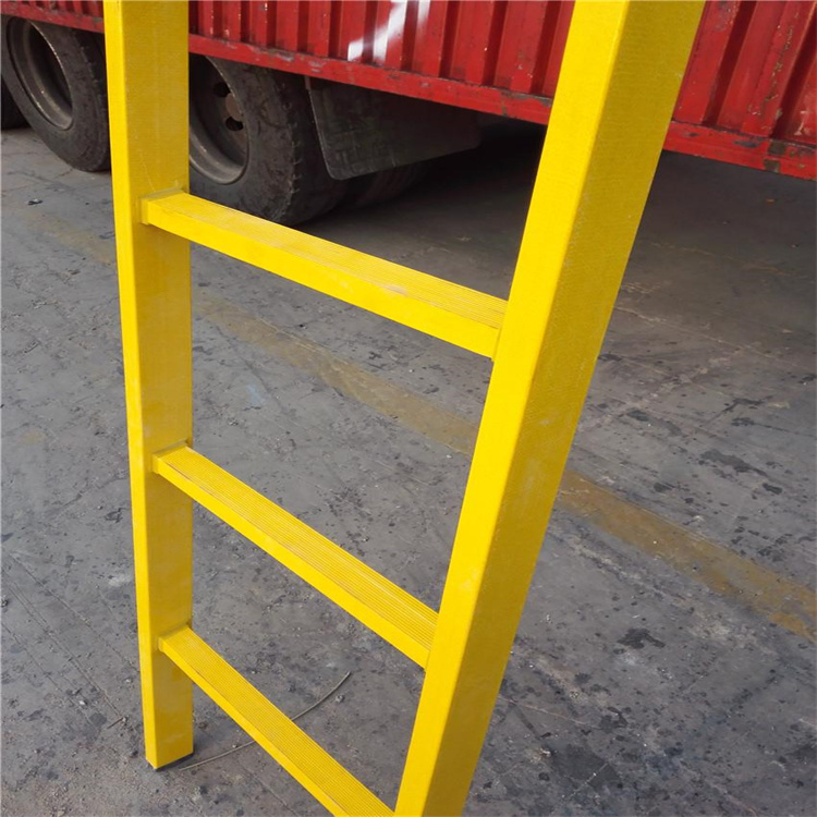 玻璃钢护笼直爬梯报价,玻璃钢爬梯护笼厂家