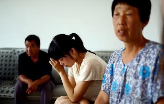 肚子疼大便不成形颜色偏绿,肠胃没问题大便不成形什么原因