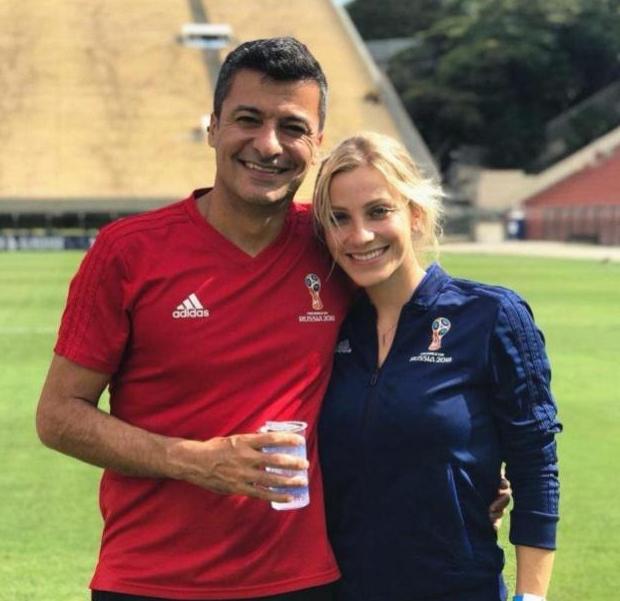 最调皮的足球女裁判,世界最美的足球女裁判视频