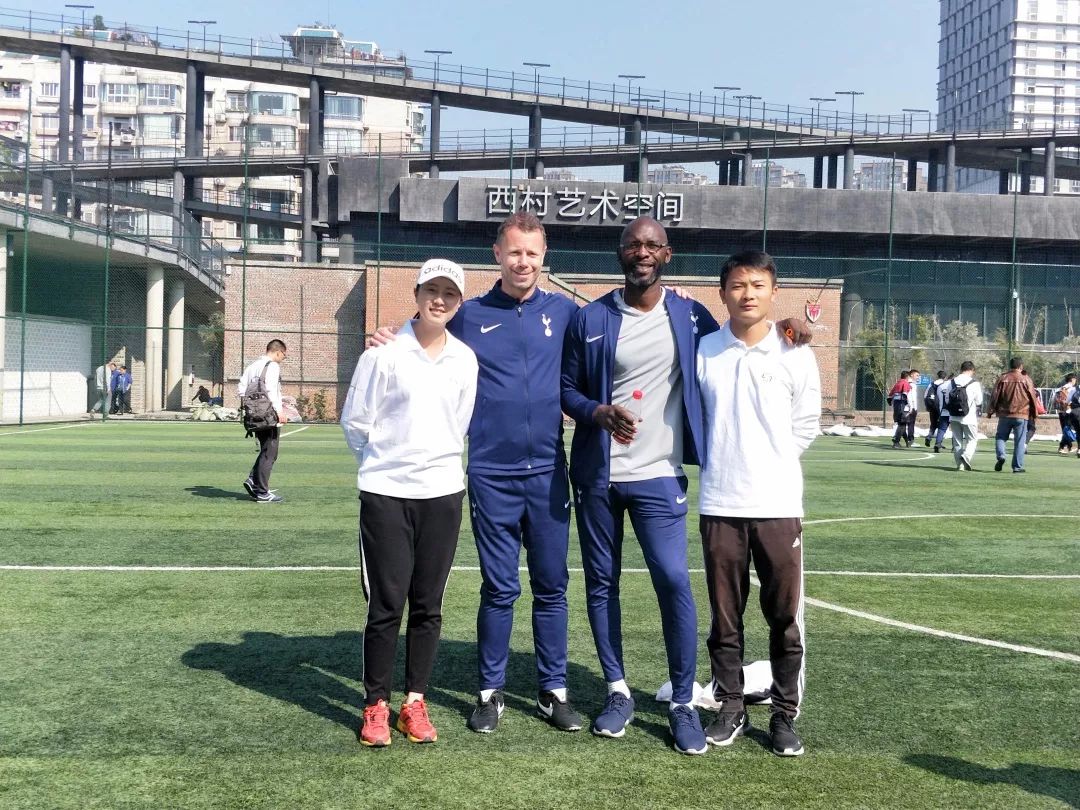 “球”学英超丨是什么神秘力量，让他们大冬天穿短袖儿……