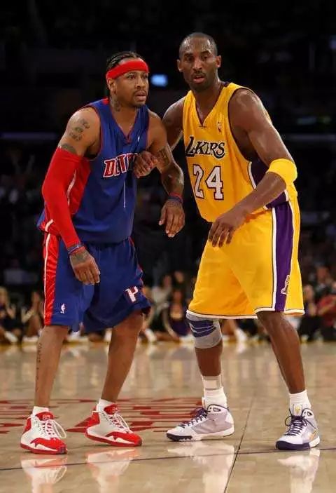 哈哈哈！没想到中国人看不上眼的土味“神货”，老外竟然都抢疯了