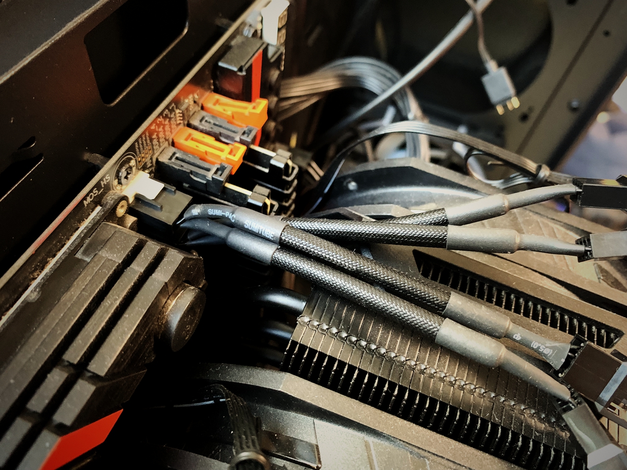 rogxf120风扇评测,内心强大外表朴素