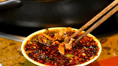 昆明藏在巷子里的酸汤火锅,昆明酸汤火锅