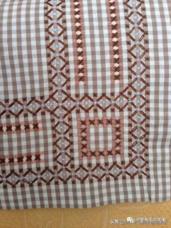 桌布花边的手工刺绣,刺绣桌布diy简单图案