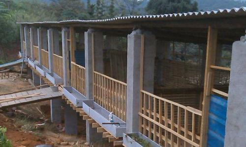 小型养羊场如何建设？养羊赚钱必备知识，如何年收入10万以上？