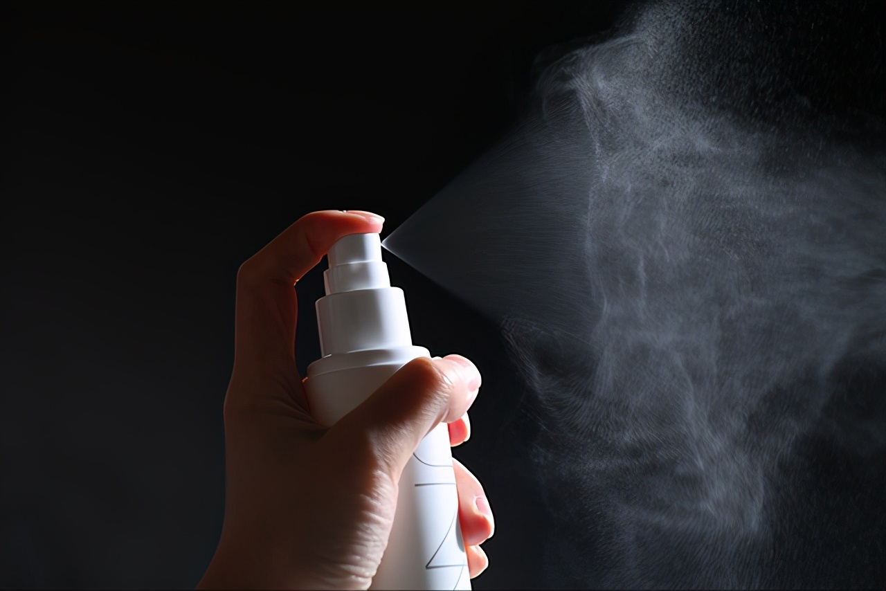 韩国女生用的彩妆,高颜值的平价彩妆推荐女生用