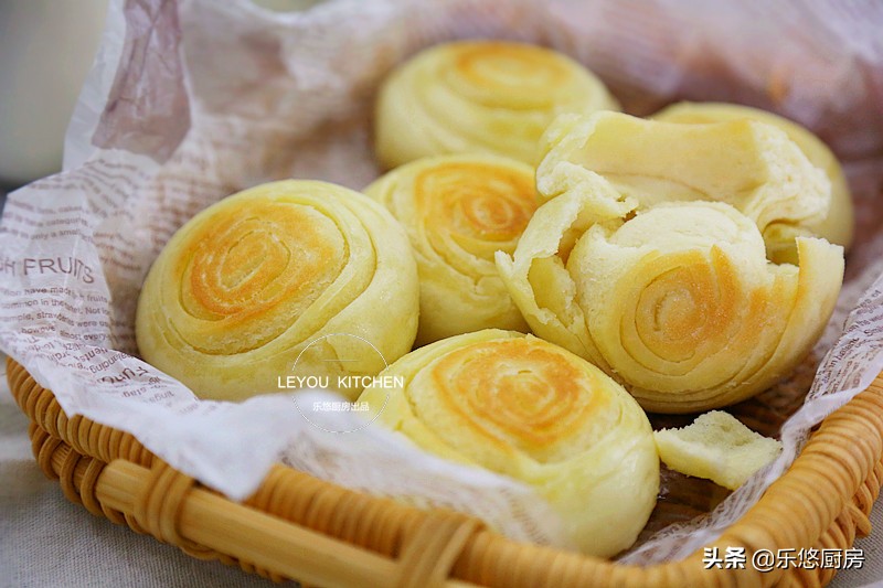 烙发面饼怎么和面才能软又好吃,晚上发面早上烙发面饼如何做