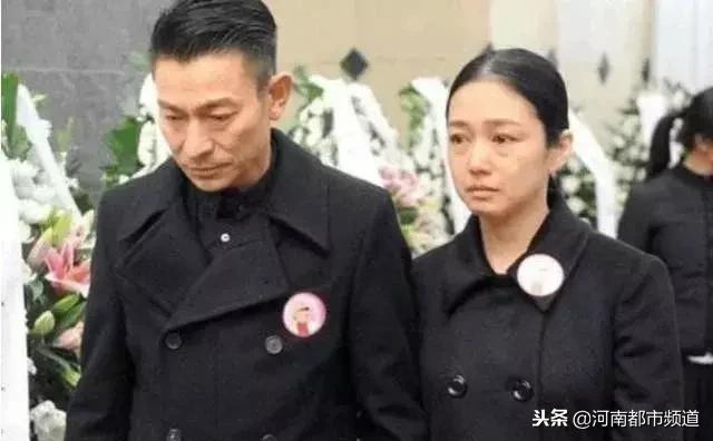刘德华重金包下码头：动用250人拍婚礼MV向妻子告白（视频）