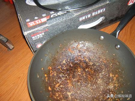 锅总粘锅怎么处理,家里的锅粘锅怎么办