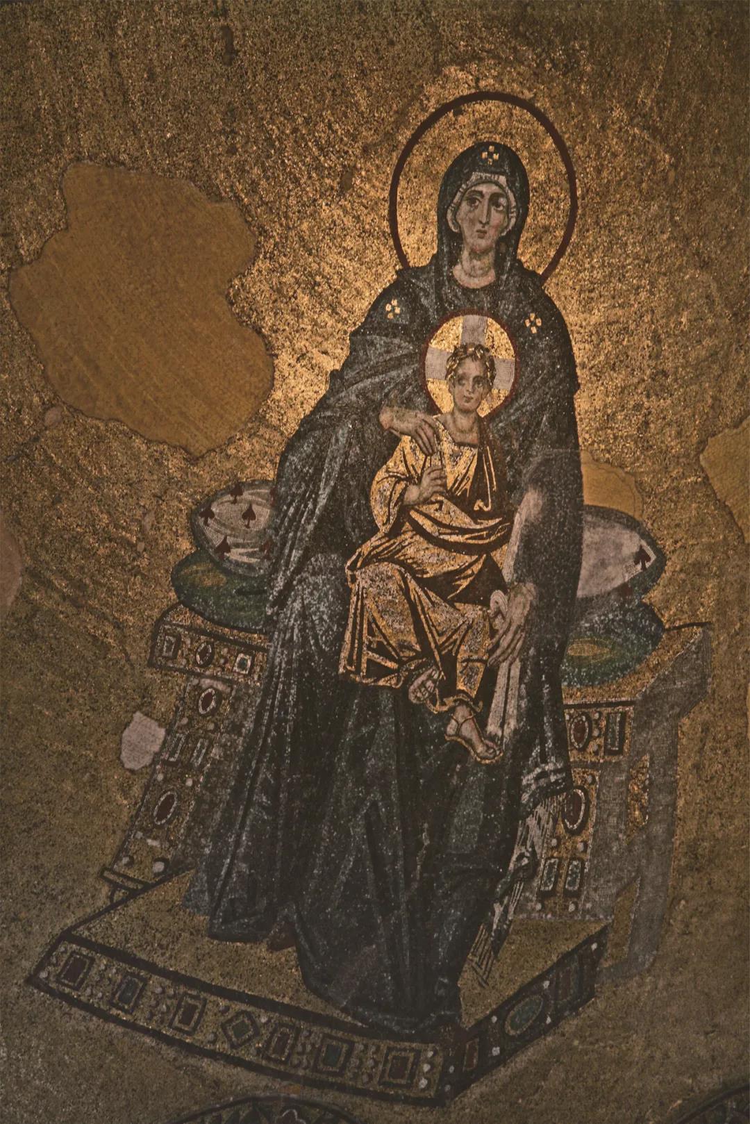 圣索菲亚教堂穿越时空的建筑,真正的圣索菲亚大教堂