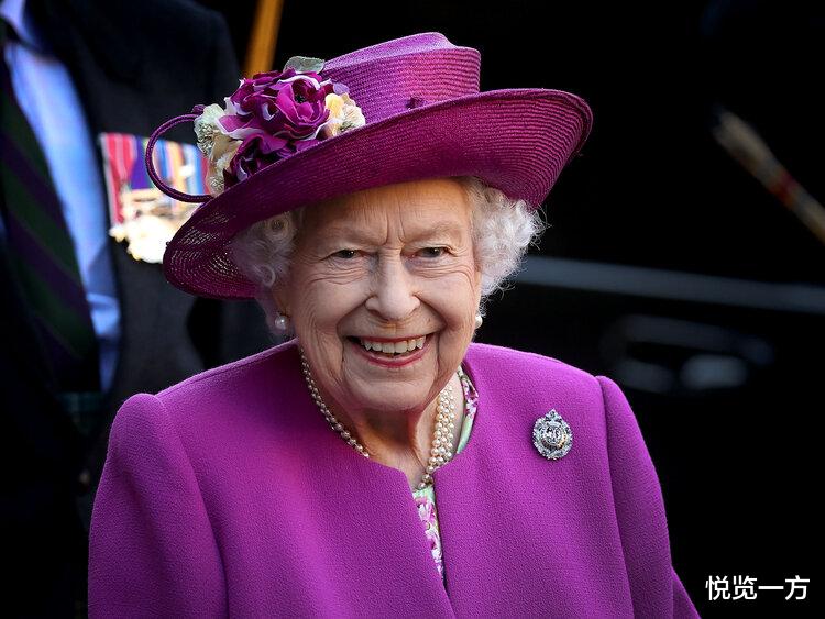 伊丽莎白二世访加拿大,伊丽莎白二世两度访港