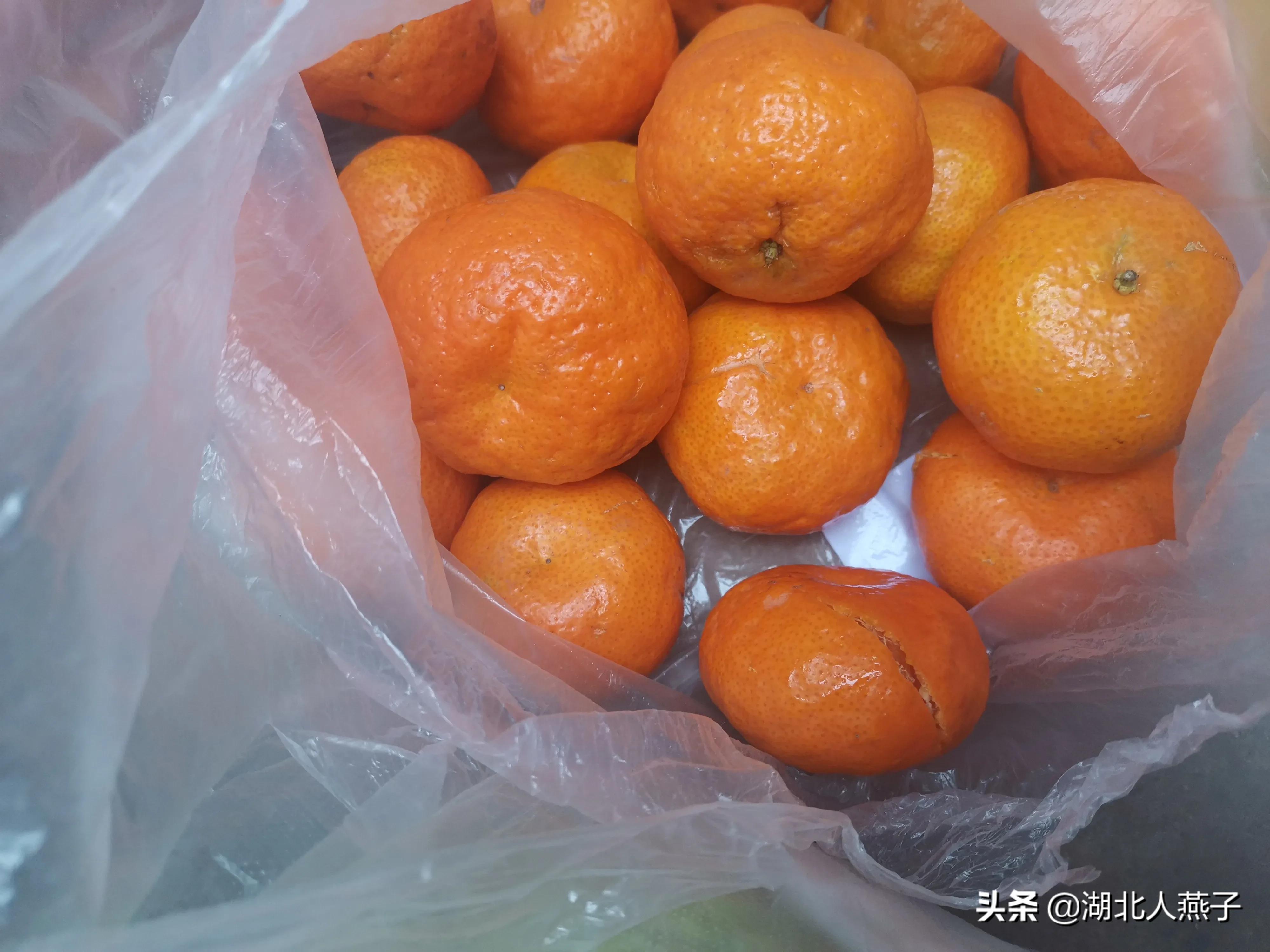 汉中菜价疯长，宝妈花21元在多多上买7种食材，感叹不能贪便宜