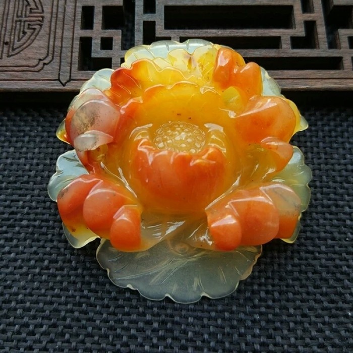 哪种玉便宜又养人越戴越透,品相一般的玉真的会越戴越好吗