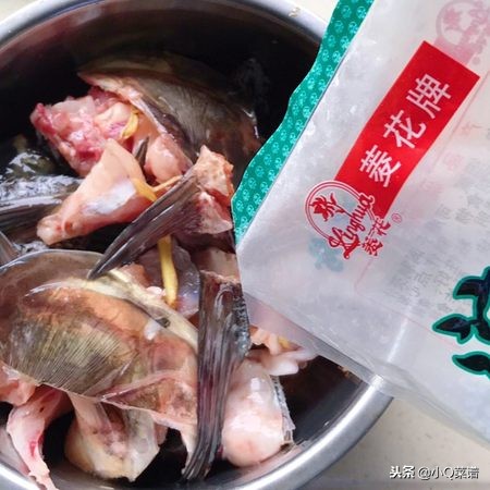 干锅鱼头家常做法简单又好吃,干锅鱼头的做法大全图解窍门